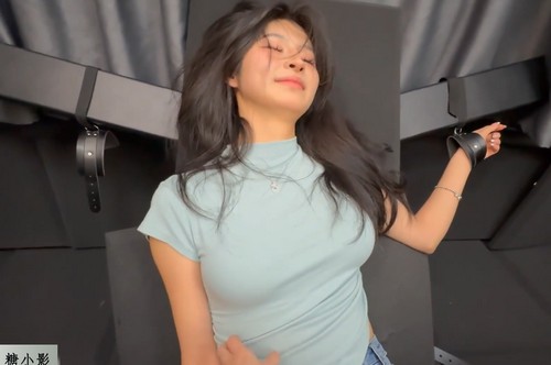 tk246性感学生妹