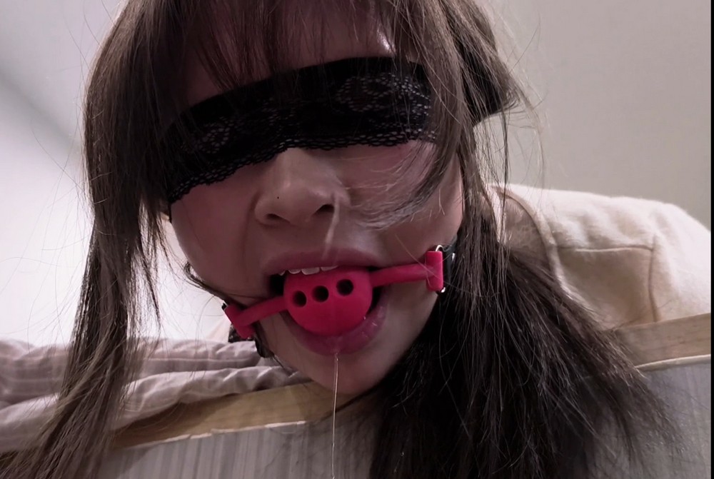 tk423tk访谈》高强度tk完全停不下来 中间故意有事出去 模特急哭了 动又动不